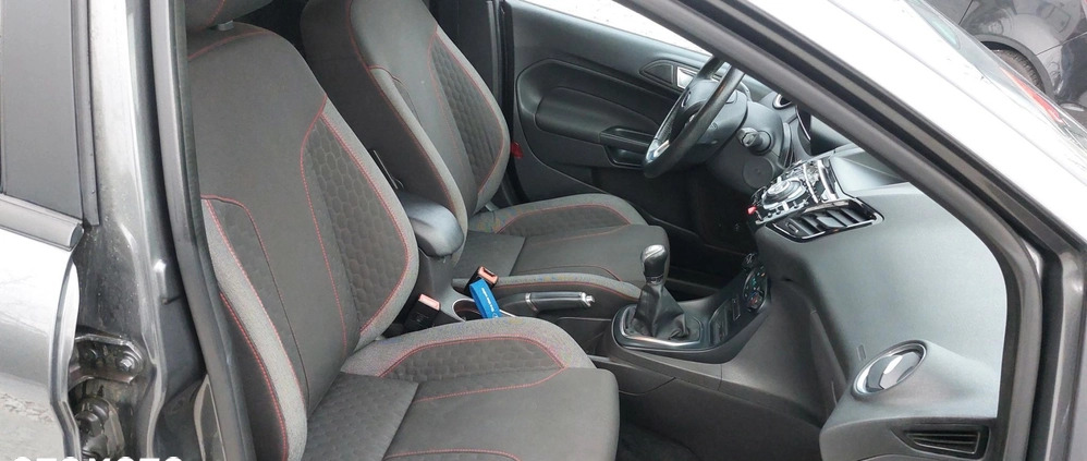 Ford Fiesta cena 35900 przebieg: 125000, rok produkcji 2016 z Oleśnica małe 67